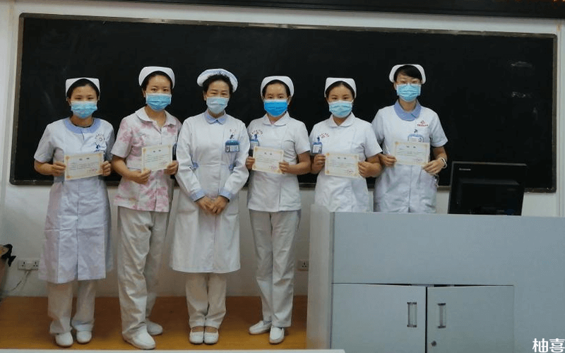 贵州省人民医院的护士