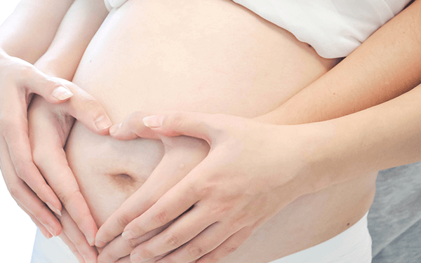 患唐氏综合征的胎儿在母体内有哪些征兆?