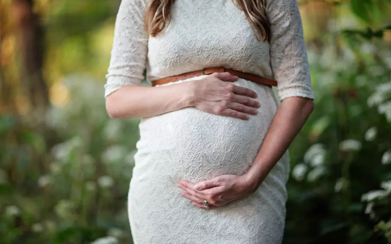 怀孕37周的孕妇