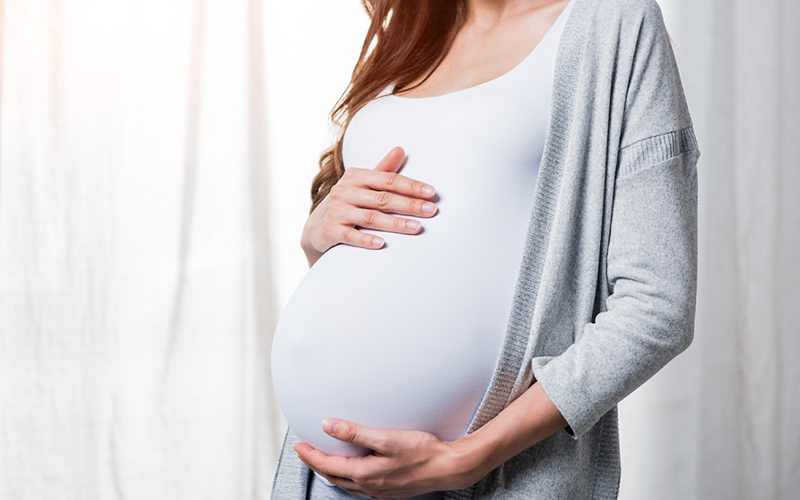 孕妇孕囊形状受多种因素影响