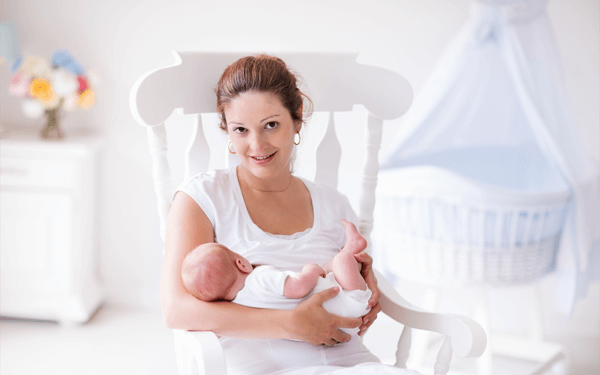 为什么新生15天的婴儿从鼻子吐奶？姐妹们知道原因吗？