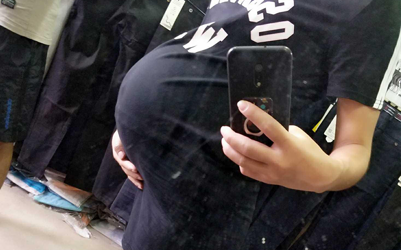 怀儿子的孕妇侧面肚型图是怎么样子的