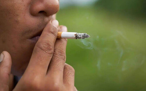 吸烟对男性生育力影响大，对精子的损害超乎你的想象