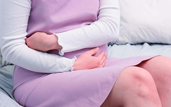 孕晚期耻骨越来越疼痛是不是快生了的征兆？