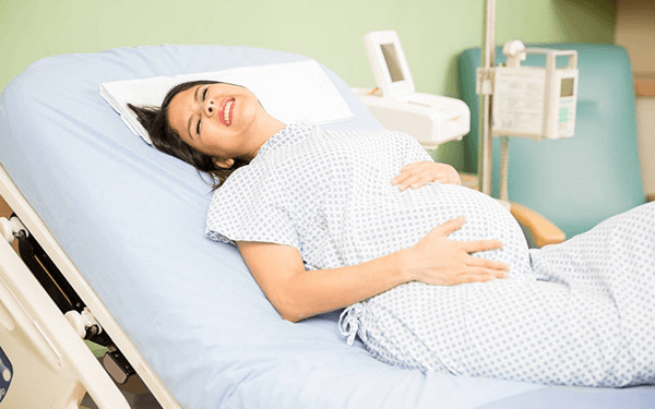 孕晚期肚子发硬发紧是宫缩还是胎儿缺氧?