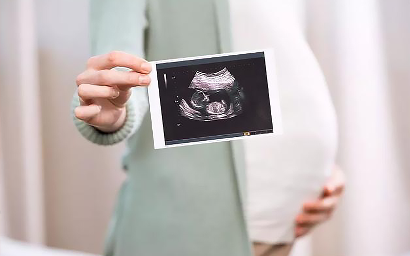 孕期接触有害物质易导致胎儿畸形
