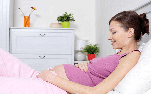 怀孕10周的时候开始长胎盘会有什么感觉？