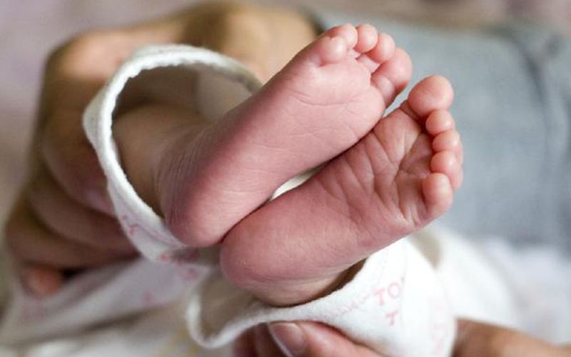 医院采集的新生儿脚印要留在存档