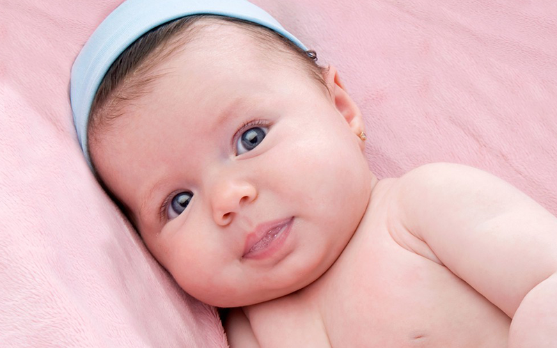 中外混血生出蓝眼睛宝宝的概率很低