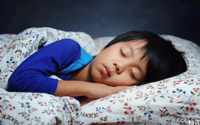孩子每天睡眠不足8小时