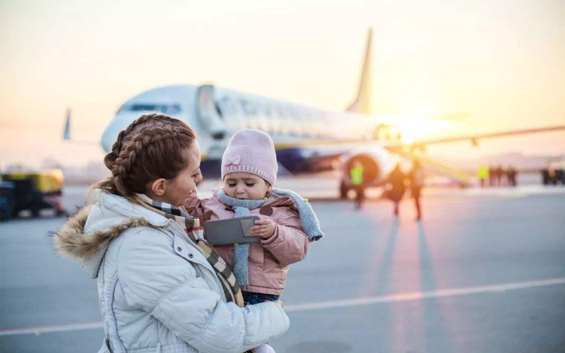 母婴专座的预定方法和普通机票购买方法步骤类似