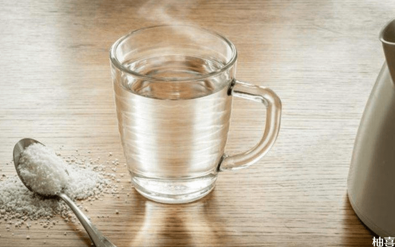 发烧了要多喝热水