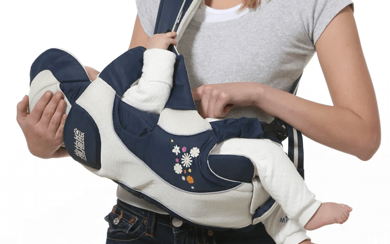 婴儿背带横抱式教程图片