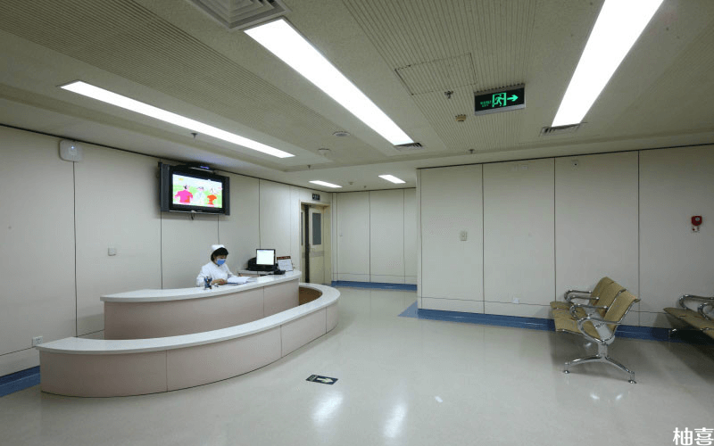 西南医院大厅图片