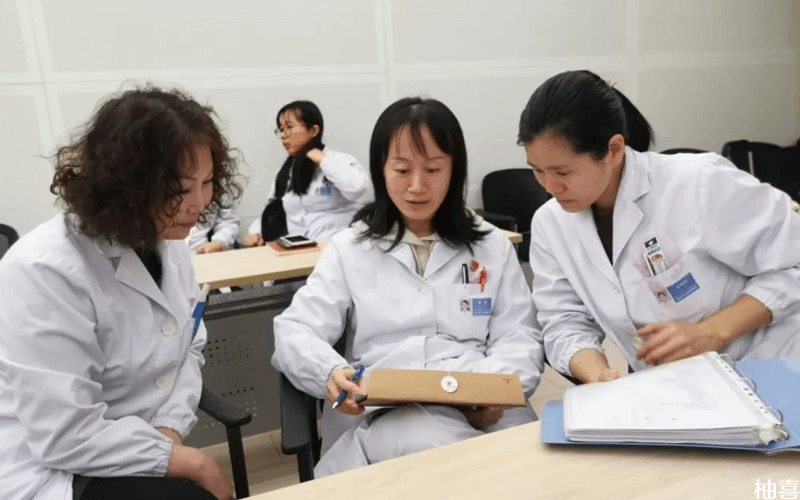 南京妇幼保健院生殖中心人员